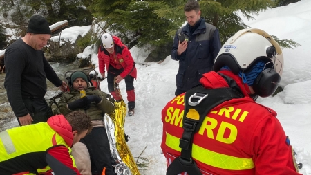 Mărturisiri din intervenția complicată: Salvatorii din Maramureș au reușit celor care aveau viață normală în Ucraina să le ofere o nouă șansă! 39 ore cumplite!