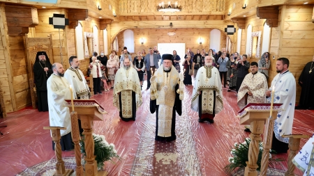 Slujba Vecerniei la biserica de lemn din Long Valley, New Jersey