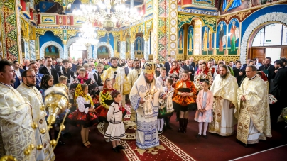 Sfânta Liturghie arhierească la Parohia Ortodoxă Călinești Oaș