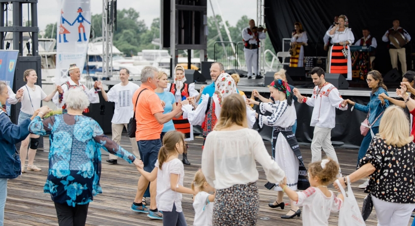 Americanii se arată încântați de cultura maramureșeană; În Washington are loc Festivalul românesc “Romanian Weekend at the Wharf” (FOTO)