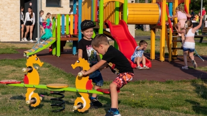 A fost inaugurat noul parc sportiv din Baia Sprie; Cu acest prilej au avut loc o serie de evenimente organizate în aer liber (FOTO)