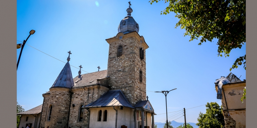 Slujba Paraclisului Maicii Domnului la Mănăstirea Bixad (FOTO)