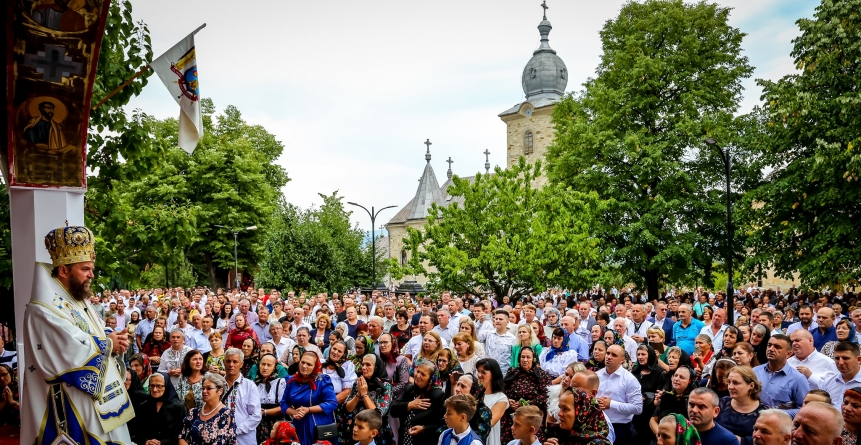 A fost hram și la Mănăstirea Bixad; PS Timotei Sătmăreanul a săvârșit Sfânta și Dumnezeiasca Liturghie (FOTO)