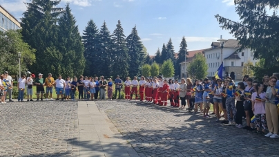 24 august: Ziua independenței Ucrainei a fost marcată și în Baia Mare printr-un lanț al solidarității