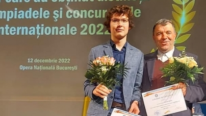 Lucacistul Victor Dragoș și profesorul Andrei Bretan au fost premiați de Ministerul Educației pentru rezultatul obținut Olimpiada balcanică de matematică pentru juniori