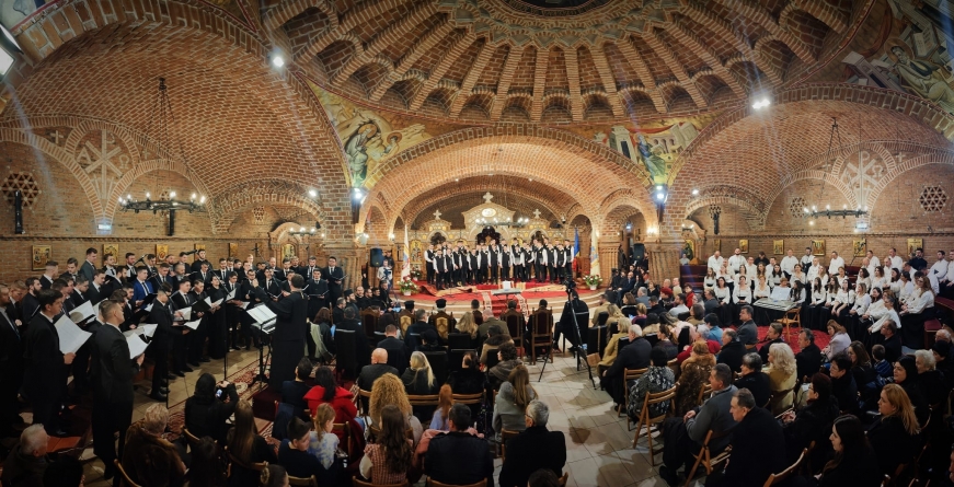 La Catedrala Episcopală Baia Mare s-a desfășurat concertul solemn de colinde „Domnul pe pământ”