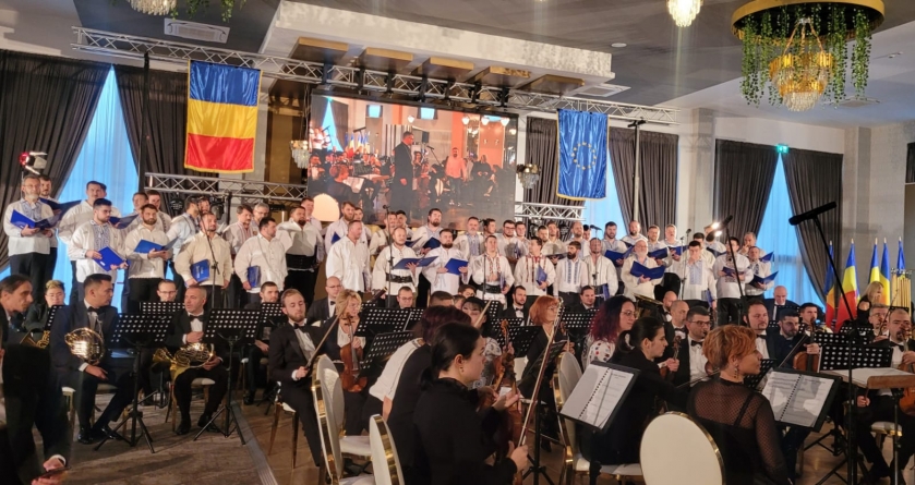 „Uniți sub Tricolor și Cruce”: În Sighetu Marmației a avut loc un concert extraordinar dedicat Zilei Naţionale a României