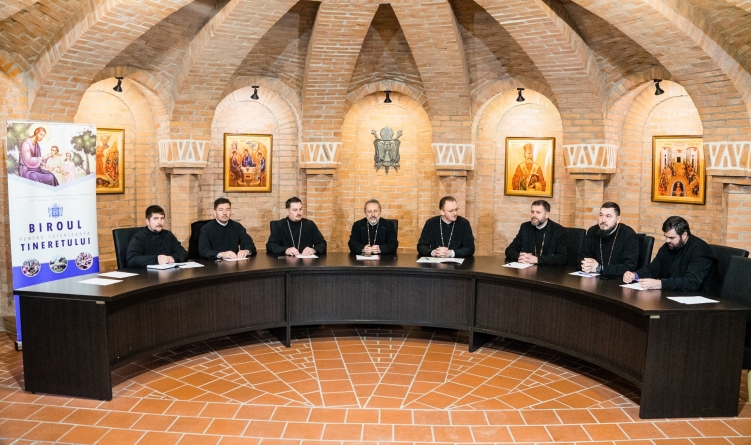 Consfătuirea coordonatorilor de catehizare; Ce proiecte pentru tineri se desfășoară în Episcopia Maramureșului și Sătmarului