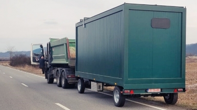 Un al treilea ForestMobile ajuns în Maramureș: Noua achiziție a silvicilor are îmbunătățiri semnificative! Cu ce este dotat containerul special!