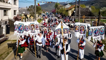 Sfânta Liturghie arhierească în Parohia Strâmtura