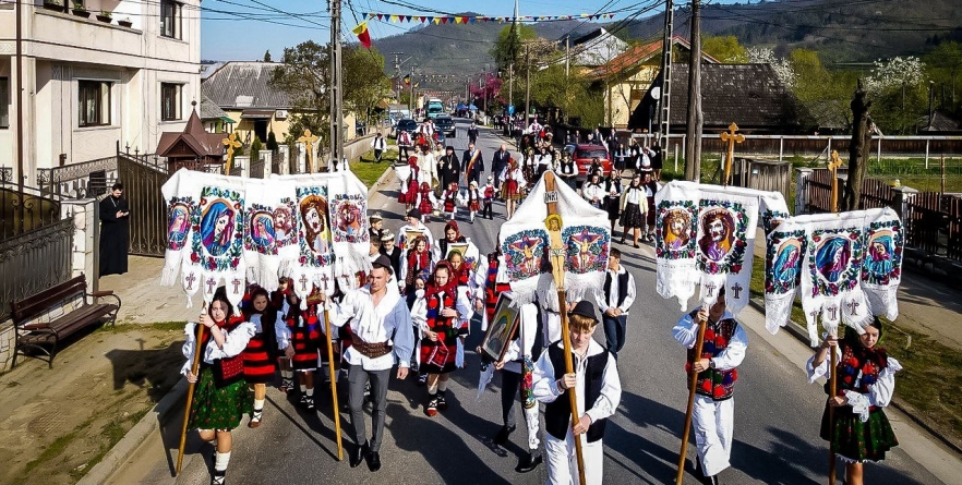 Sfânta Liturghie arhierească în Parohia Strâmtura