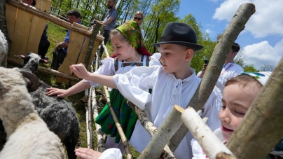 Sărbătoare a întregii comunități: În Strâmtura a avut loc „Ruptul Sterpelor”