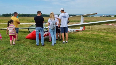 27 mai, Ziua Porților Deschise, în Maramureș: Descoperă copilul din tine, la activități speciale! Anunț făcut de Aeroclubul Baia Mare cu programul!