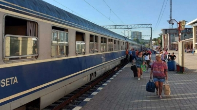 Trenurile Soarelui vor asigura legături directe din toată ţara cu staţiunile de pe litoral, din 16 iunie