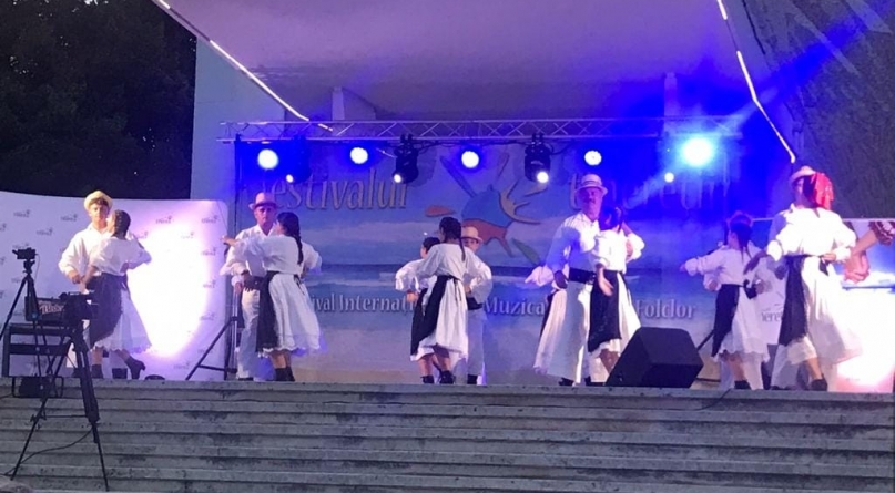 Ansamblul „Cununa Săsarului”, locul I la Festivalul Tinereții de la Mangalia