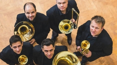 La Colonia Pictorilor din Baia Mare va avea loc Concertul „A Brassy Night”