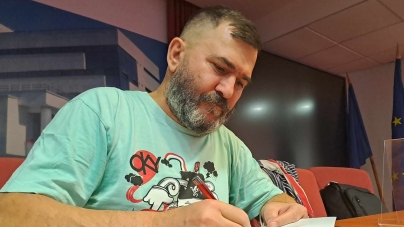 Când plimbările devin mărturisiri: Mircea Grumaz, colegul de breaslă, a lansat a 10-a carte, în 10.10; Relatări despre sportivi și calmul din Corfu