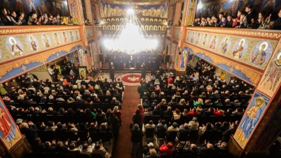 Corala „Armonia” din Constanța a susținut în Baia Mare un concert extraordinar de colinde și cântece de Crăciun