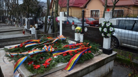 Cine sunt eroii martiri maramureșeni ai Revoluției din ’89; Ceremonie militară și religioasă în Baia Mare