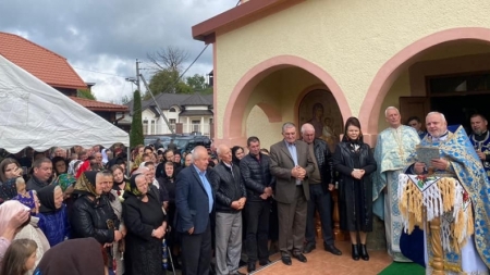 Concert de colinde în Parohia Ortodoxă Apșa de Mijloc: Artiști maramureșeni vor cânta în Ucraina în a doua zi a Crăciunului sărbătorit pe rit vechi