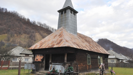 Biserica de lemn din Ruscova