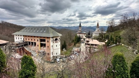 Canonul cel Mare și Liturghia Darurilor înainte sfințite la Mănăstirea Rohia