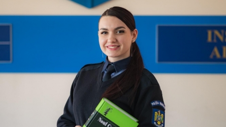 ”Femeia în uniformă de polițist”: Anca Cristina Suciu, studenta sigheteană care a ales cariera… cu sufletul