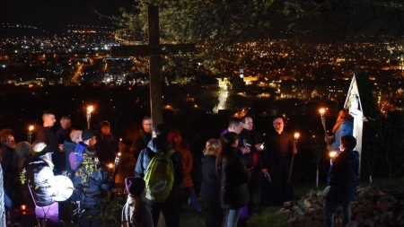 Procesiune specială la Dealul Crucii, a comunității maghiare de religie romano-catolică din Baia Mare