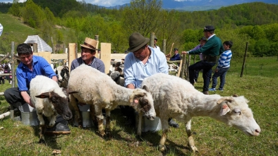 În Strâmtura va avea loc evenimentul „Ruptul Sterpelor”