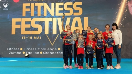 Sportivele Red&Black Dance Baia Mare, rezultate bune la Campionatul Național de Fitness