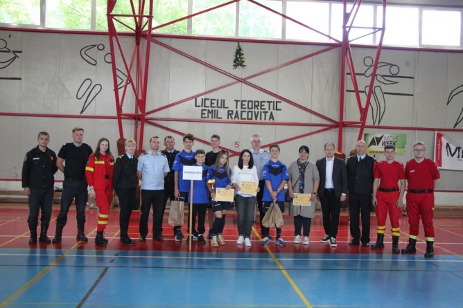 Echipa Școlii Gimnaziale „Octavian Goga” Baia Mare s-a calificat la faza națională a Concursului de protecție civilă „Cu viața mea apăr viața”