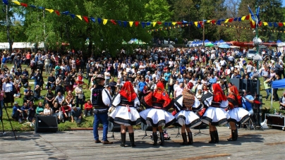 „Sâmbra oilor”, evenimentul tradițional organizat la hotarul dintre Țara Oașului și Țara Maramureșului, ajunge la ediția 66