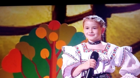 Maramureșeanca Dora Debreczeni s-a calificat în marea finală ”Românii au talent”