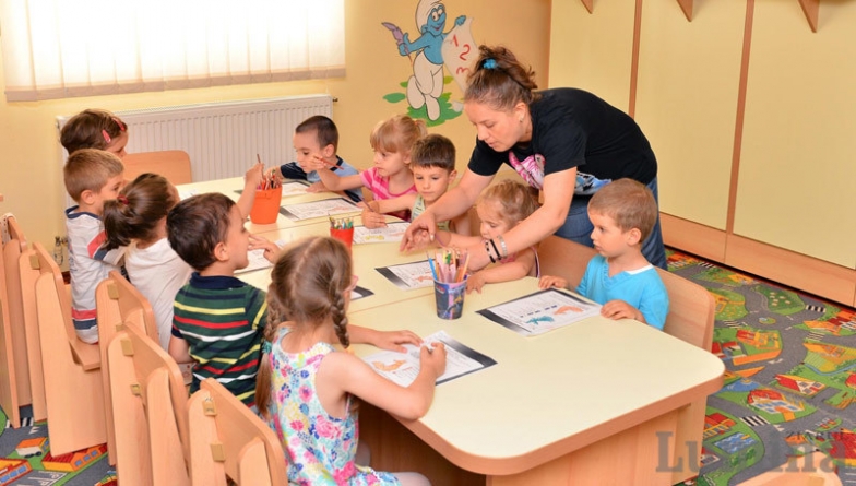 Util pentru părinți: Ce creșe și grădinițe vor fi deschise în Maramureș pe perioada vacanței de vară