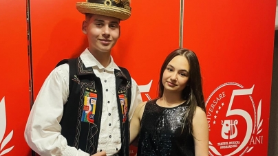 Alexia Florescu și Paul Marincaș reprezintă Maramureșul la Gala „Ambasadorii Muzicii în Școli” din București