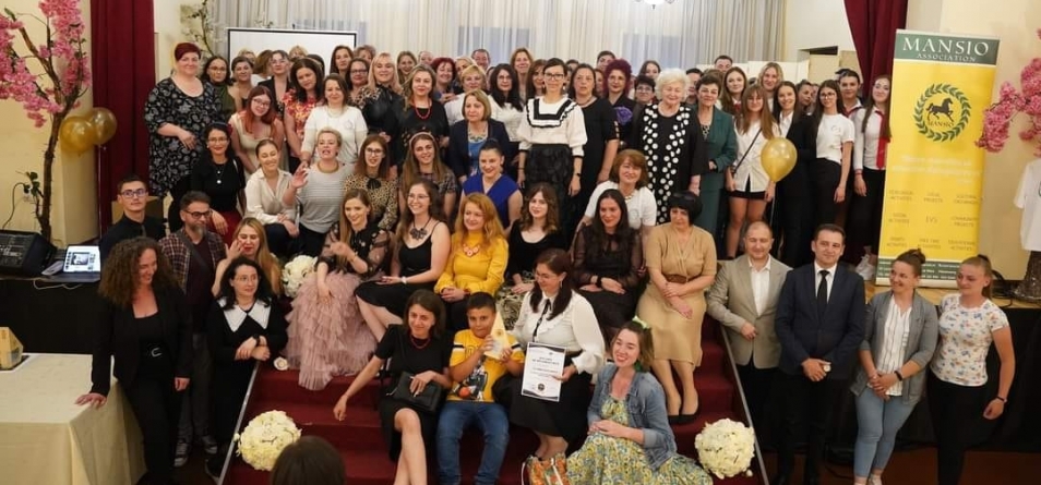 Cadre didactice premiate la prima ediție a Galei Învățătorilor din Maramureș