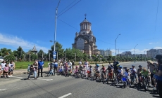 Concursul „Micul biciclist creștin” a renit aproape 100 de participanți