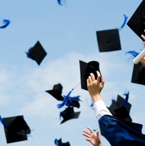 Absolvenții de liceu sau facultate pot primi o indemnizație de șomaj de 330 de lei