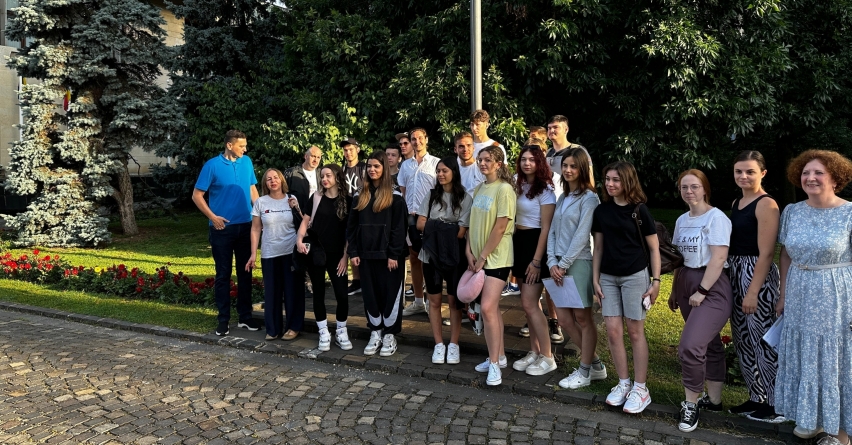 Start Tabăra PUNTE, la care participă 56 de elevi olimpici din Maramureș și Republica Moldova