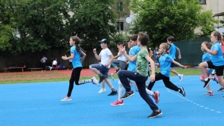 Etapa județeană a Campionatului Național de Atletism, la baza sportivă a LPS Baia Mare