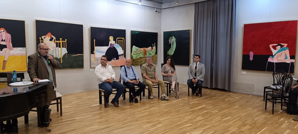 Eveniment de excepție: Artistul Mircea Bochiș a vernisat expoziția „Camera Densă” la Muzeul Județean de Artă «Centrul Artistic Baia Mare»