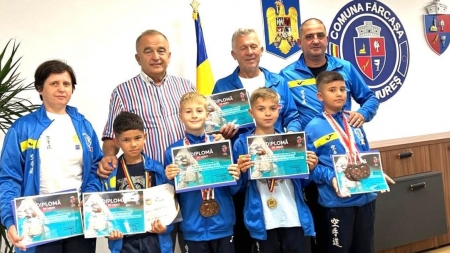 Sportivii din Fărcașa au fost premiați în urma rezultatelor obținute la Campionatul mondial de Karate-Shotokan din Bulgaria