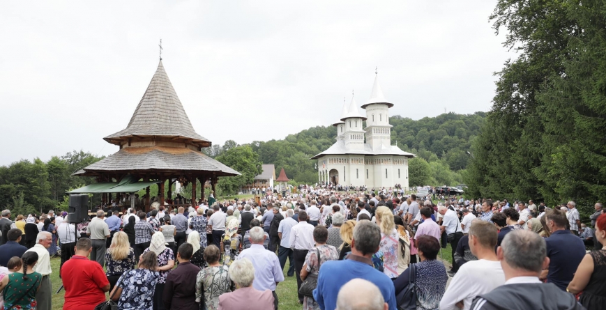 Va fi hramul Mănăstirii „Sfântul Prooroc Ilie Tesviteanul” Dealu Mare