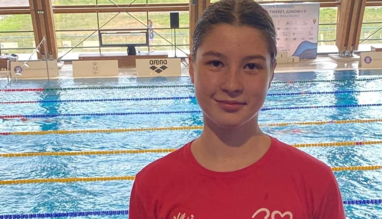 Andrea Gherghel de la CSM Baia Mare, două clasări pe podium la Cupa României la înot; Și colegii ei de club au înregistrat rezultate bune