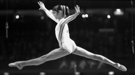 48 de ani de la primul 10 olimpic al gimnastei noastre, Nadia Comăneci
