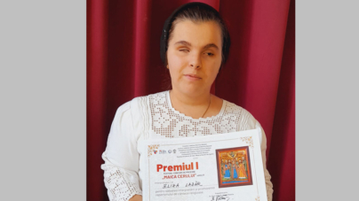 Tânăra Eliza Lazăr a adus în Maramureș premiul I al Festivalului – Concurs de pricesne „Maica Cerului”