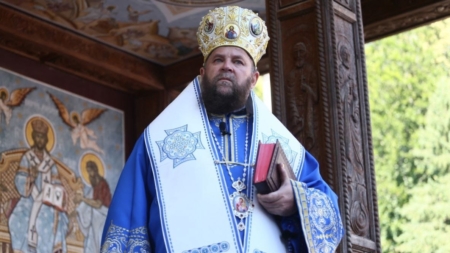 PS Timotei Sătmăreanul va târnosi biserica Schitului „Înălțarea Sfintei Cruci” din Săliștea de Sus