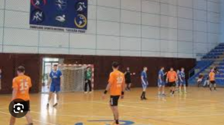 Meci amical al handbaliștilor de la Minaur cu CSU Oradea