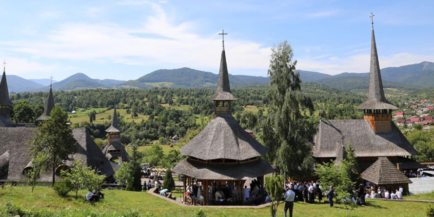 Hram la Mănăstirea Botiza de Praznicul Schimbării la Față a Domnului