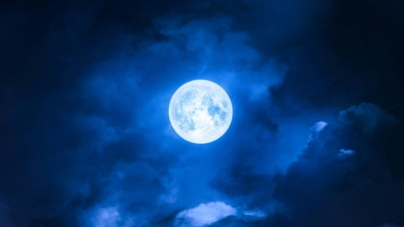 „Superluna albastră” a putut fi admirată și în România